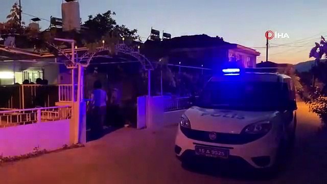 Le professeur tombé malade en donnant des cours particuliers dans le jardin de sa maison décède