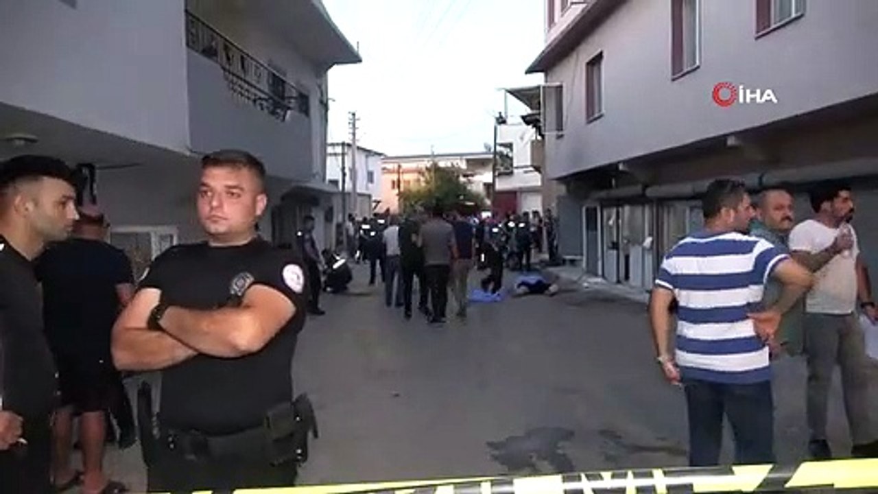 Kahvehanede yüksek sesle müzik kavgasında kan aktı: 2 ölü 1 yaralı