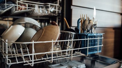 12 Things You Should Never Put in the Dishwasher