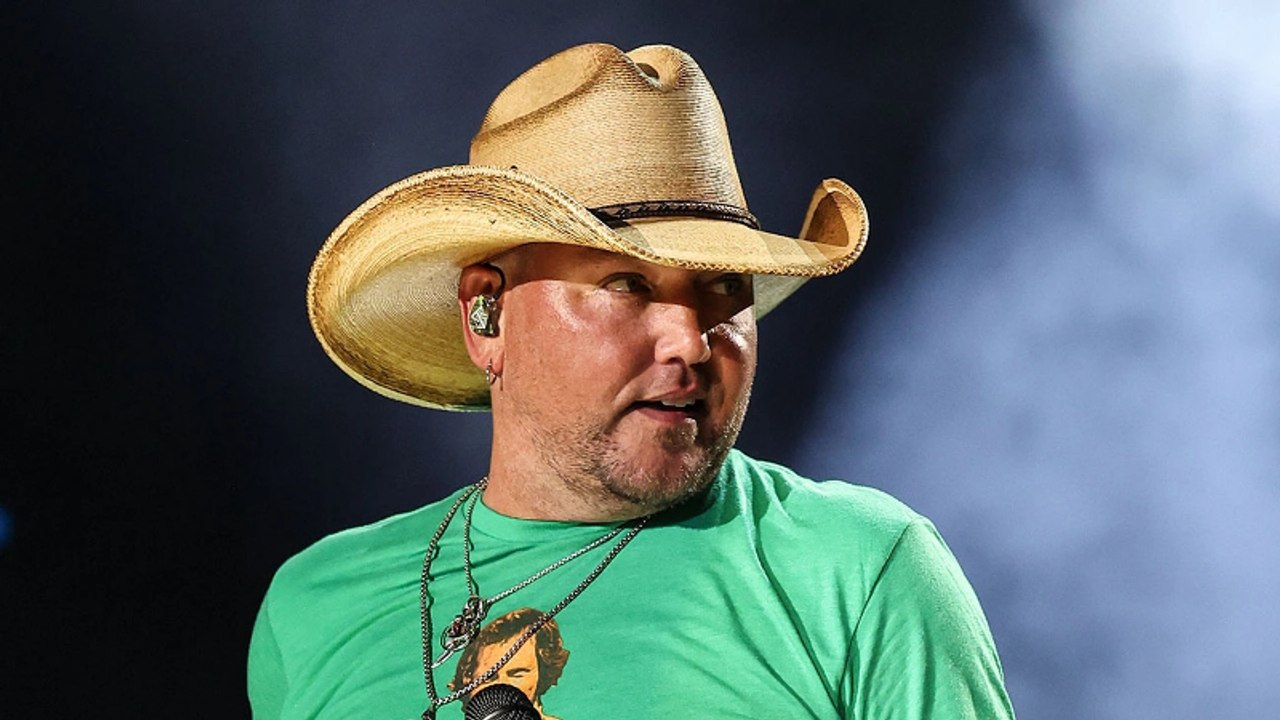 Jason Aldean's Controversial Song "Try That in a Small Town" Debuts No. 2 on Billboard Hot 100 | THR News