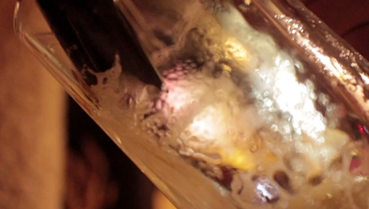 Aldi ist auf der suche nach professionellem bier-tester