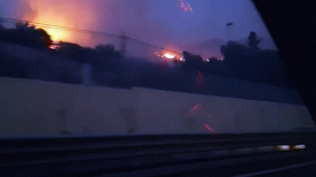 خمسة قتلى في حرائق وعواصف عنيفة في إيطاليا