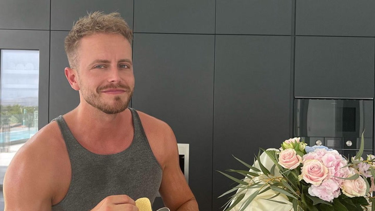 Wow: Julian Claßen zeigt ganz verschwitzt seine krassen Muskeln