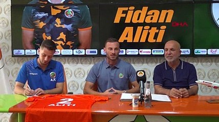 Alanyaspor, Fidan Aliti ile sözleşme imzaladı