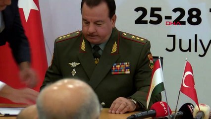 Signature d'un accord de coopération militaire entre la Turquie et le Tadjikistan