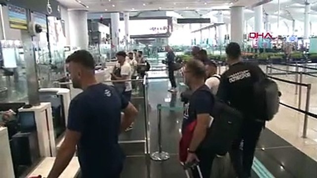 Adana Demirspor ilk Avrupa maçı için Romanya'ya gitti