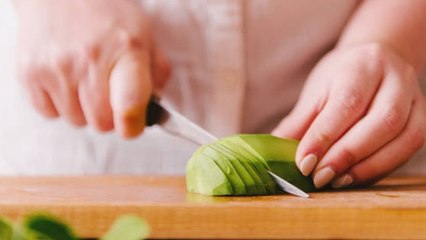 Descubre Por Qué Estás Cortando Tu Aguacate De La Manera Incorrecta
