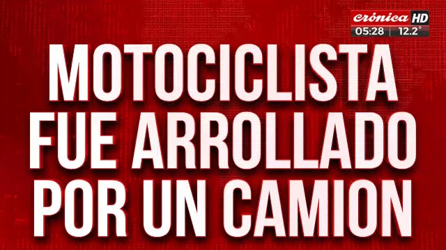 Un motociclista se salvó de milagro tras ser arrollado por un camión