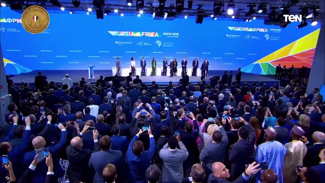 الرئيس السيسي يصل إلى سان بطرسبرج للمشاركة في القمة الأفريقية الروسية