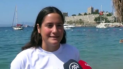 Aysu Türkoğlu se prépare à traverser la Manche du Nord