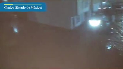 Se desborda canal de aguas negras en Chalco | EL PAÍS