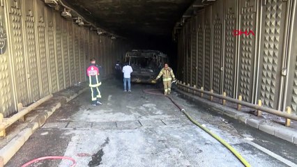 ÜMRANİYE DUDULLU'DA İETT OTOBÜSÜ YANDI - 4