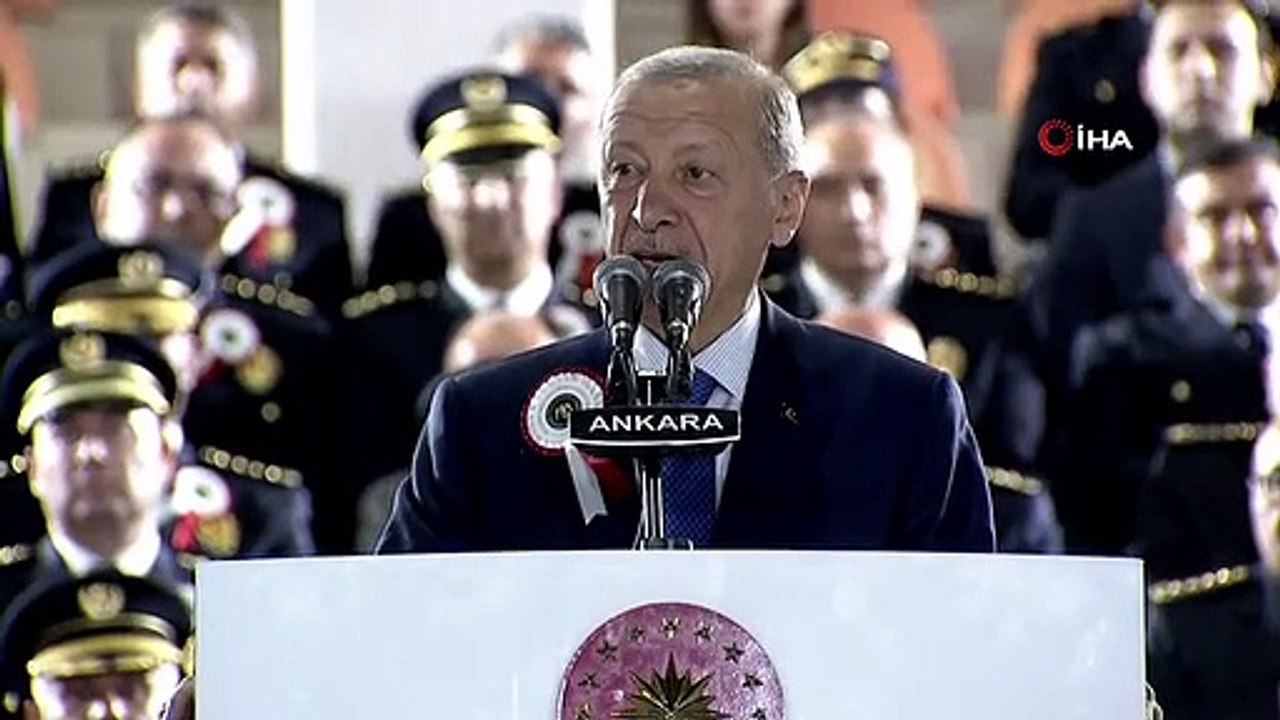 Cumhurbaşkanı Erdoğan: "Son iki ayda 36 bin düzensiz göçmen yakalandı. Bunların 16 bini sınır dışı edildi