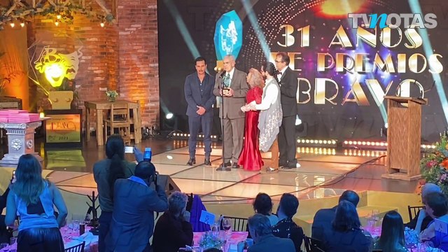 Eric del Castillo: Premio Por toda una vida en el medio del espectáculo I TVNotas I Espectáculos