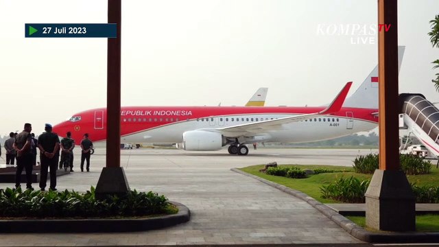 Detik-detik Presiden Jokowi Bertolak ke Tiongkok dengan Pesawat Kepresidenan