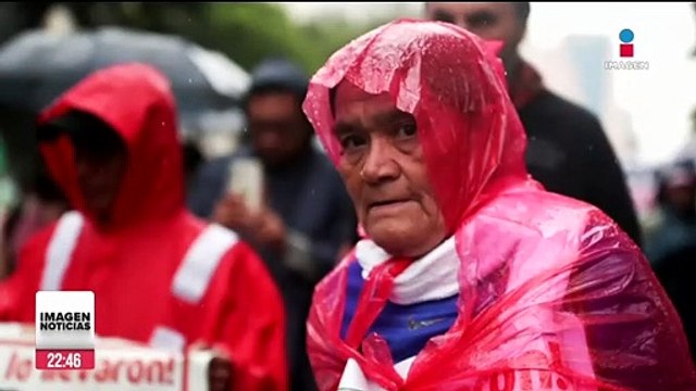 Padres de normalistas de Ayotzinapa exigieron una reunión con el presidente López Obrador
