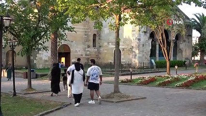 Trabzon'daki Ayasofya Camii'ne yabancı turist ilgisi