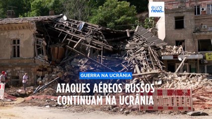 Ataques aéreos russos em toda a Ucrânia