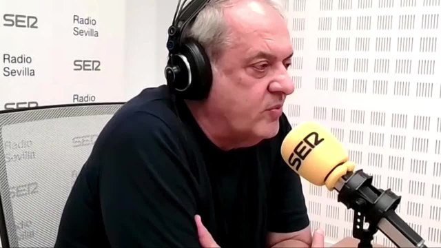 “El Rey no tiene autonomía, lo que tiene es un pactómetro que es tan sencillo como un papel y un lápiz”: Javier Aroca se pronuncia sobre quién debe ser candidato a presidente