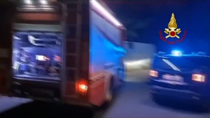 La isla italiana de Sicilia acorralada por las llamas