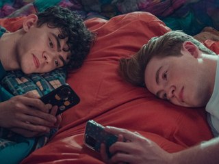 "Heartstopper": Neuer Trailer zeigt Nick und Charlie in Paris