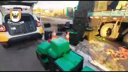 Mais de uma tonelada de maconha é apreendida em meio a carga de pimentões