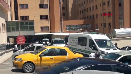 Un bus heurte une personne essayant de traverser la route à Şanlıurfa