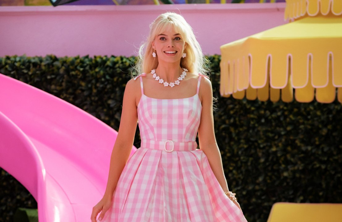 Margot robbie: begeistert von den 'barbie'-perücken