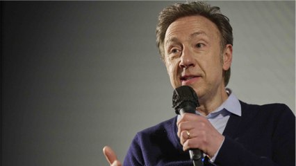 VOICI - “Creusons tout de suite” : Stéphane Bern révèle avoir déjà son tombeau