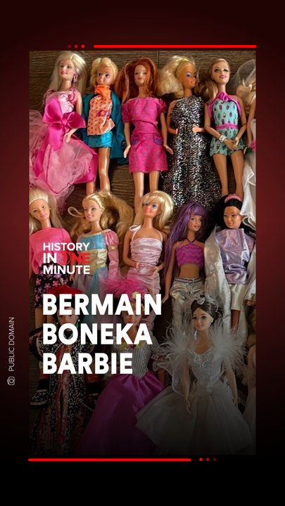 Bermain Boneka Barbie