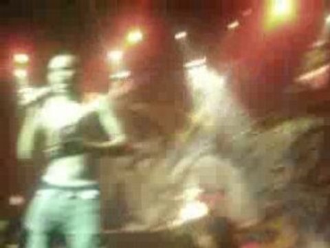 Chris Brown - Yo (excuse me miss )