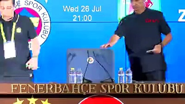 Fenerbahçe Teknik Direktörü İsmail Kartal basın toplantısında konuştu