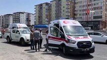 Ani fren sonucu iki minibüsün çarpıştığı kazada 2 kişi yaralandı