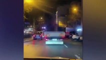 Trans birey, trafikte giderken kamyonet kasasında kalça dansı yapmıştı! Fatura şoföre kesildi