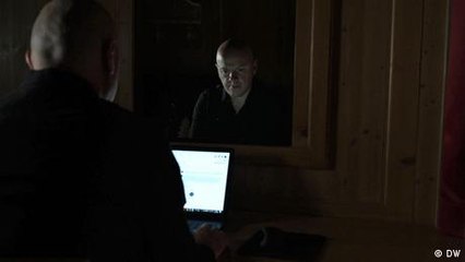 Un extrol contra el discurso de odio