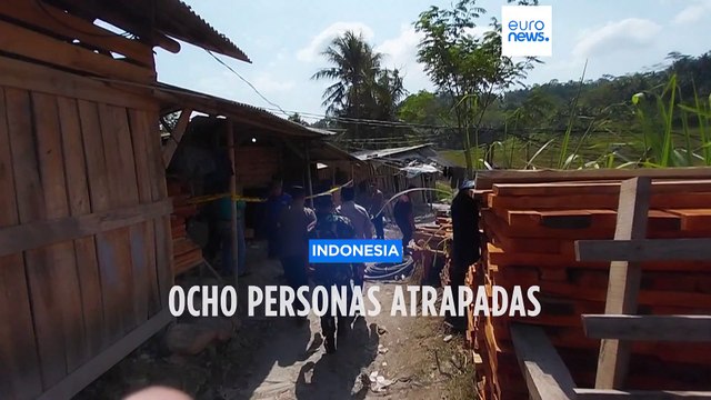 Indonesia | Rescatistas intentan llegar a ocho personas atrapadas en una mina ilegal