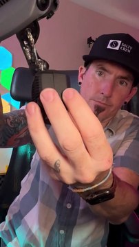 Des drones entrent en collision au-dessus de la ville