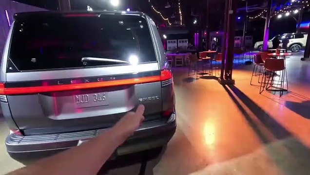 *Hands On* The 2024 Lexus GX 550 Premium is the _Basic_ trim with 3 rows of seats (480p)