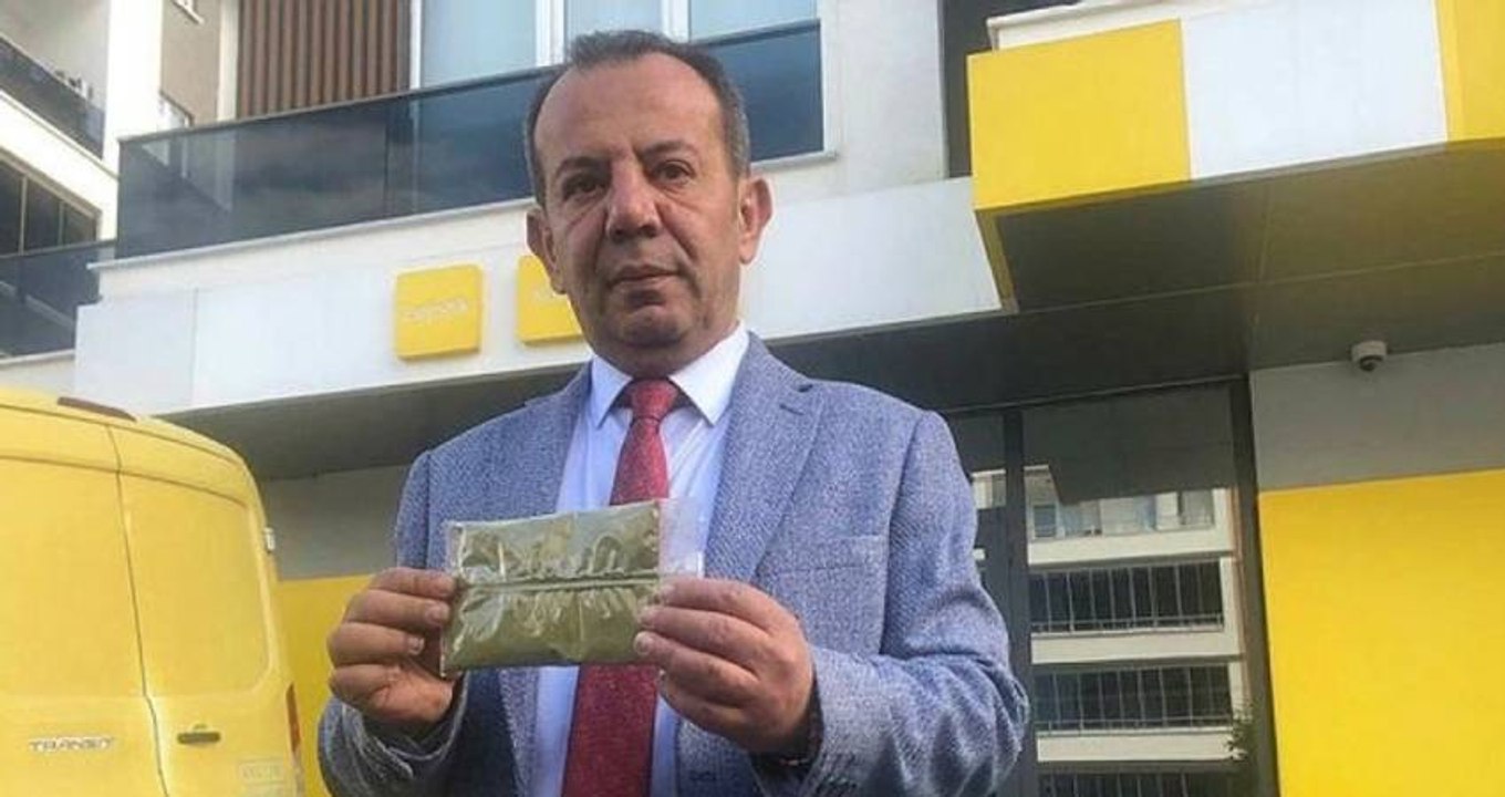 "HDP'ye yarım kilo kına gönderdiniz mi?” sorusuna Tanju Özcan'dan yanıt:  Yarım kilo değil, bir kilo gönderdim, görünür bir yere sürmedikleri kesin