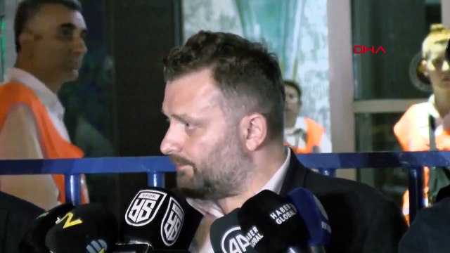 Galatasaray Başkanvekili Erden Timur, Fenerbahçe yöneticisi Selahattin Baki'nin Zaha ve Szymanski hakkındaki açıklamalarını yalanladı