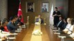 Le ministre Osman Askin Bak a accepté les équipes nationales de volleyball des sourds