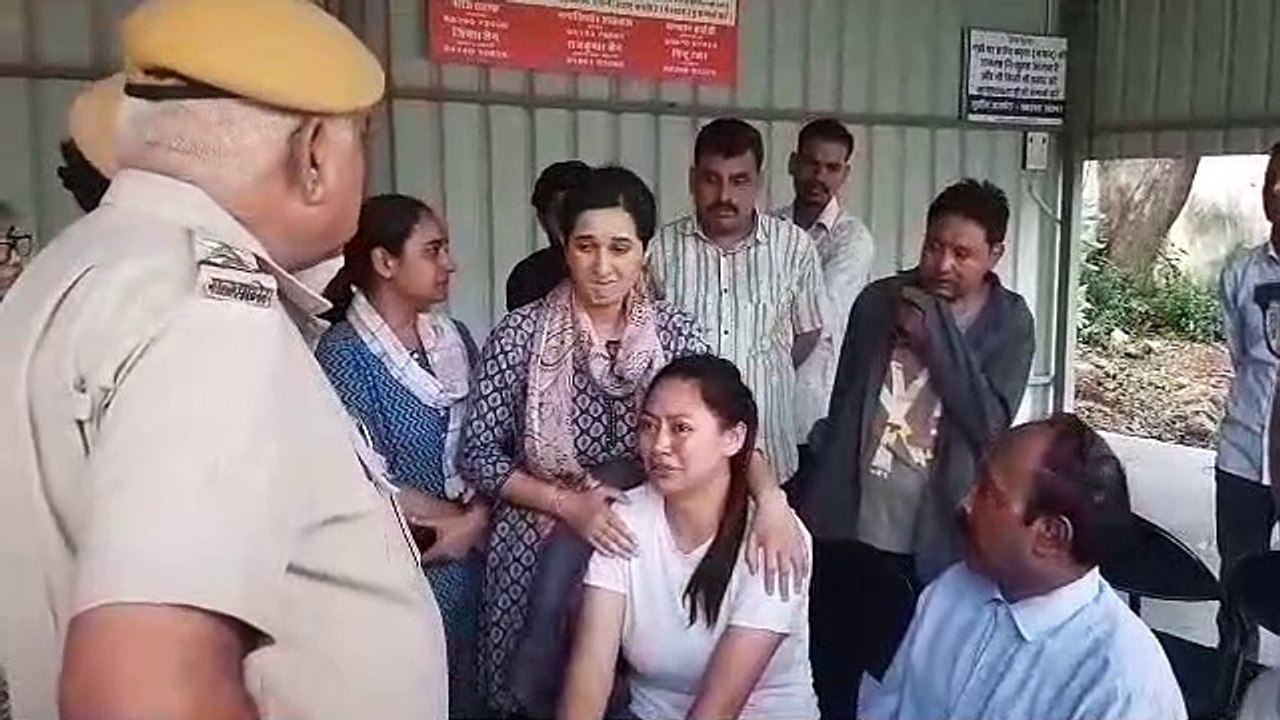 Kishangarh - 16 घंटे बाद कुलपति से हुई बात, उचित कार्रवाई के आश्वासन पर माने
