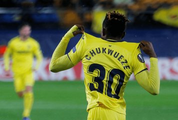 ميلان يعلن ضم النيجيري تشوكويزي