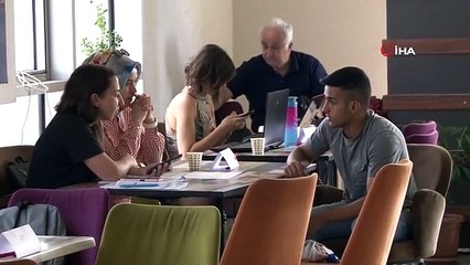 Üniversite adaylarına uzman tavsiyesi: Geleceğin mesleklerine yönelin