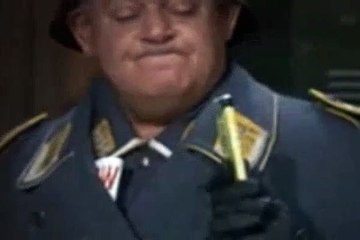 Hogan's Heros S06E19 Klink For The Defense