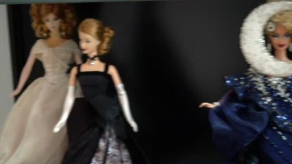 José Luis, el canario con mil Barbies