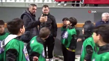 Le footballeur star admire notre pays ! Il a quitté la Turquie mais a toujours le drapeau turc sur son profil