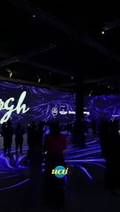 Sala de projeção com obras de Van Gogh e impressionistas lota na estreia