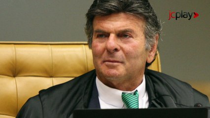 STF suspende decisão que reconheceu vínculo empregatício entre motorista e aplicativo