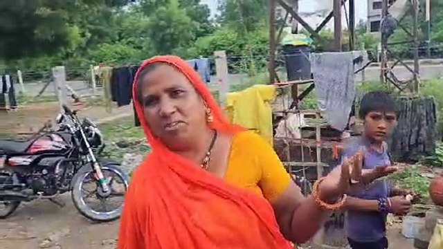 कोठारी रिवर फ्रंट की राह में अतिक्रमण की बाड़